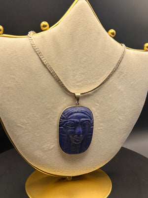 Hathor pendant in lapis lazuli with silver chain
